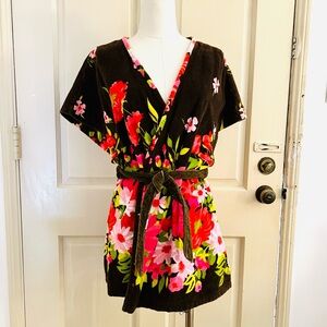 Vintage 1970’s Move (pronounced Moave) Terry Robe.